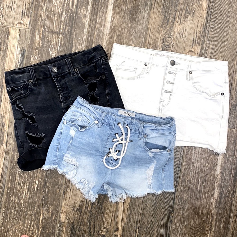 Bundle Of 3 Sz 6 Denim Shorts